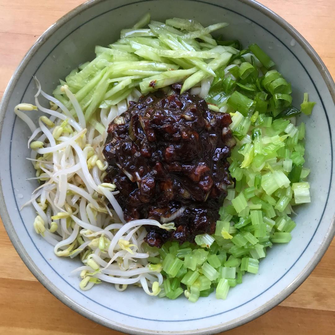 正宗老北京炸酱面