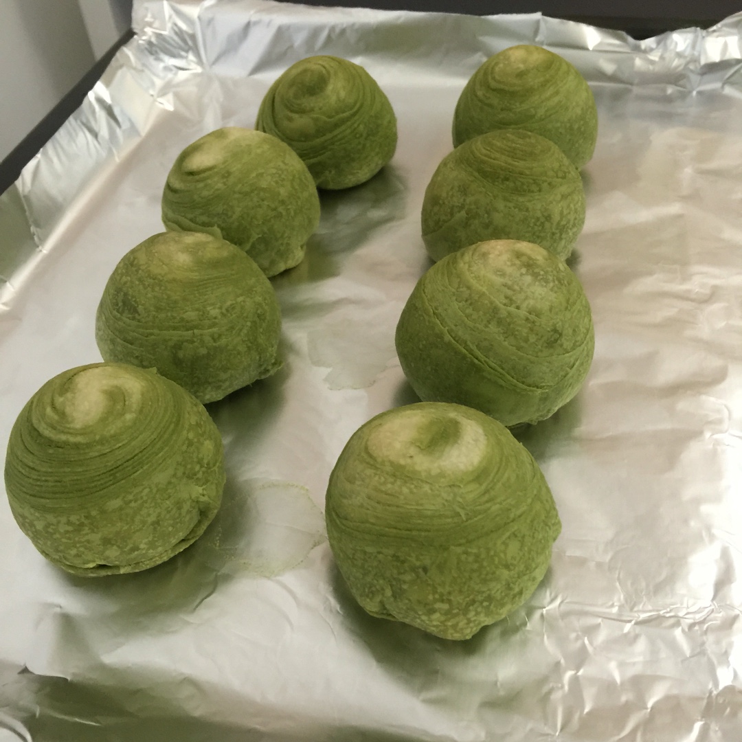 蛋黄酥~紫薯、抹茶、原味~花好月圆，中秋快乐~内附一次做六色蛋黄酥方法~