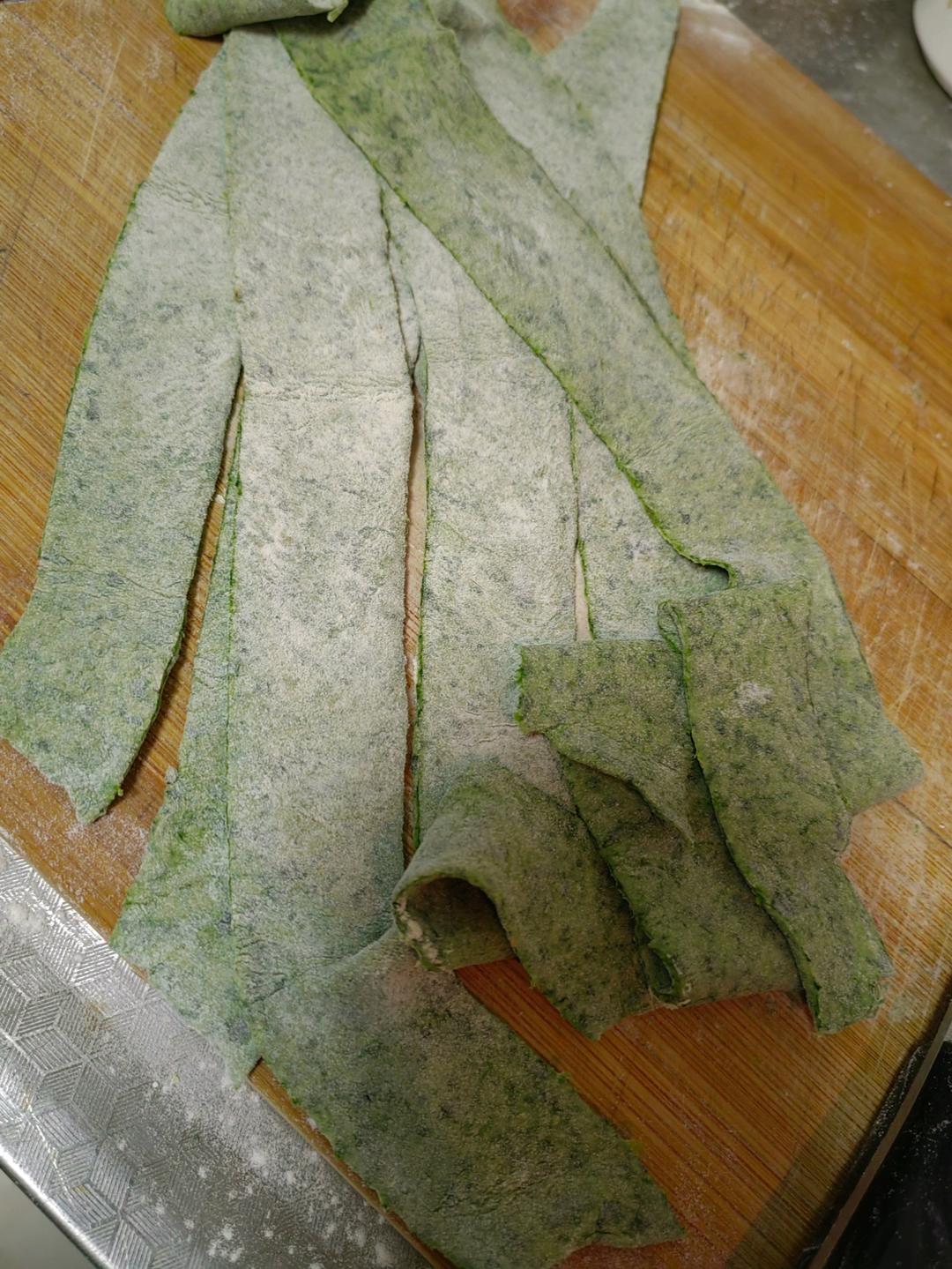 菠菜面，自带按花纹，无需破壁机，保姆教程