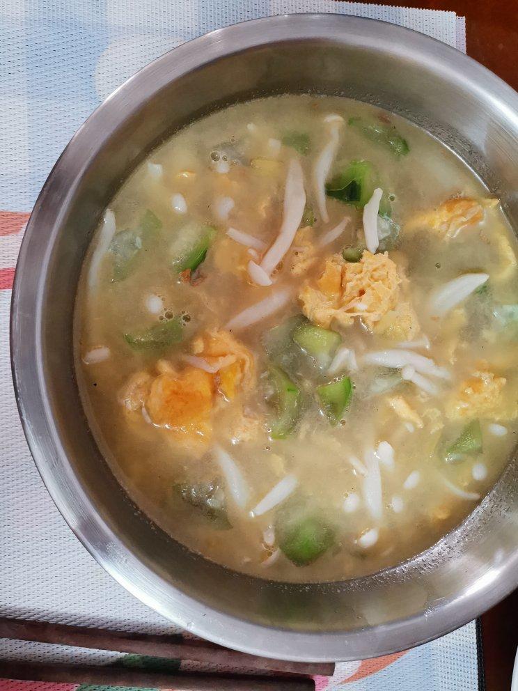 低脂减肥鲜美丝瓜菌菇汤