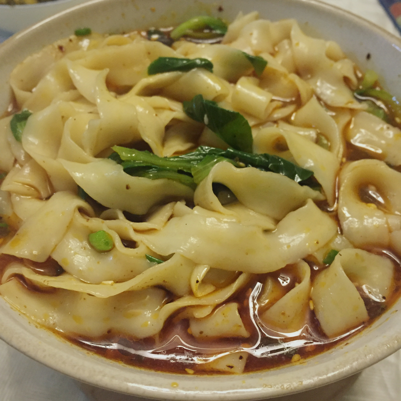 油泼辣子酸汤面