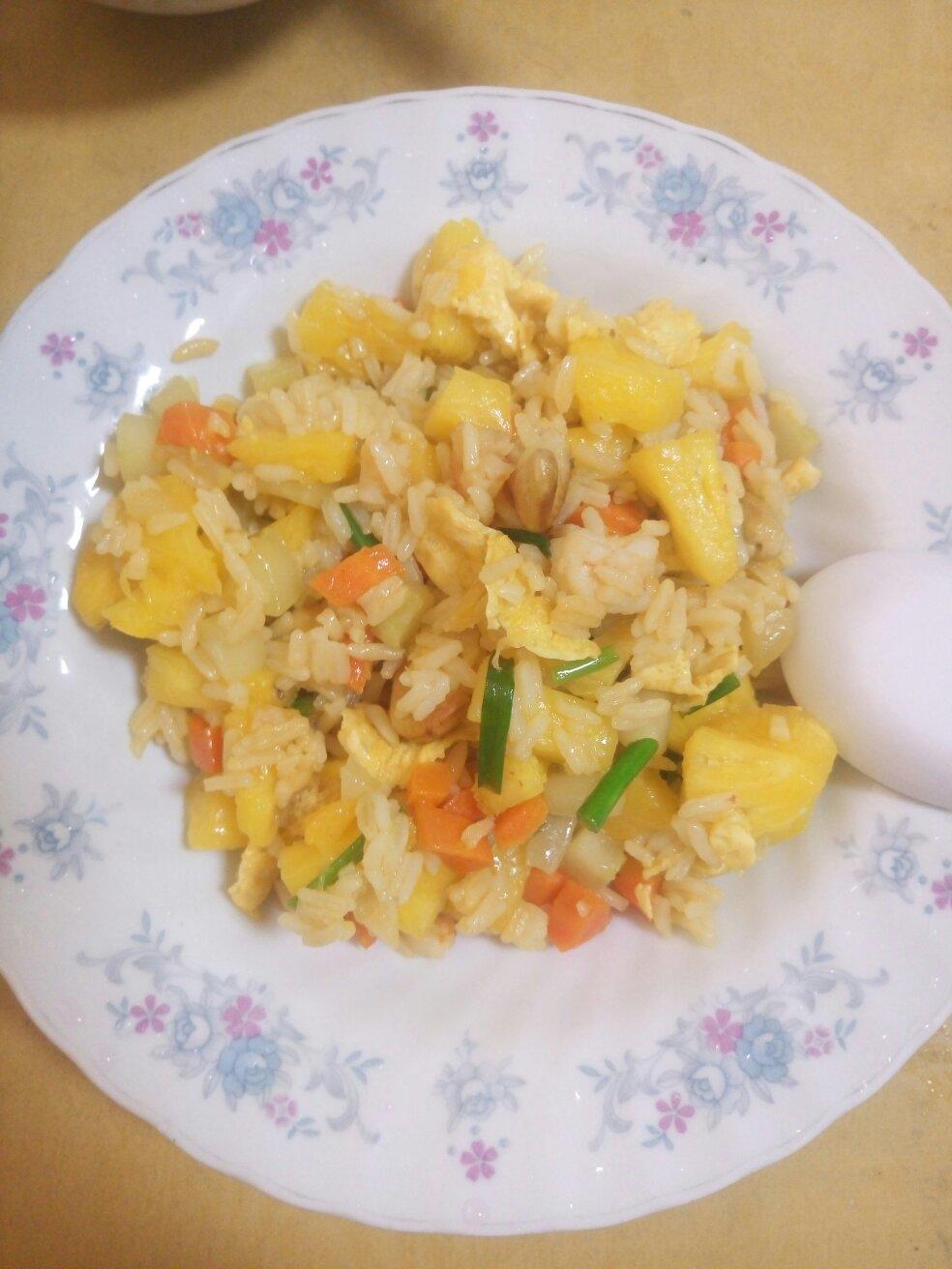 菠萝炒饭