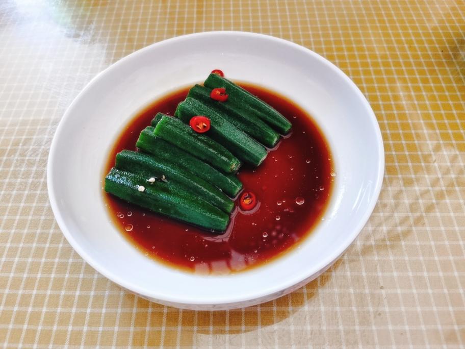 浇汁秋葵【健康快手菜】