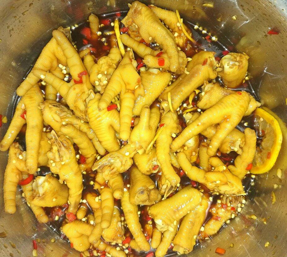 酸辣鸡爪
