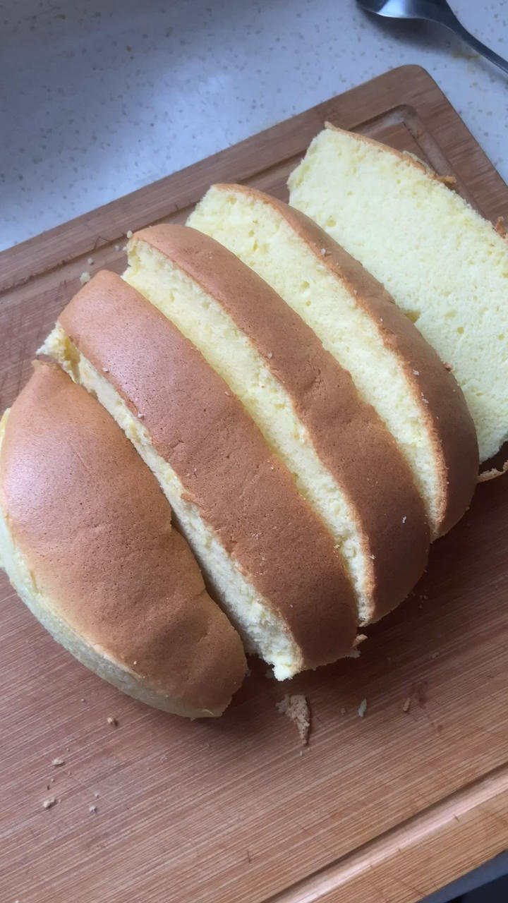 简单易成功的古早蛋糕 戚风蛋糕