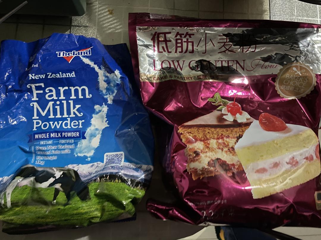 纯奶手撕吐司的做法 步骤1