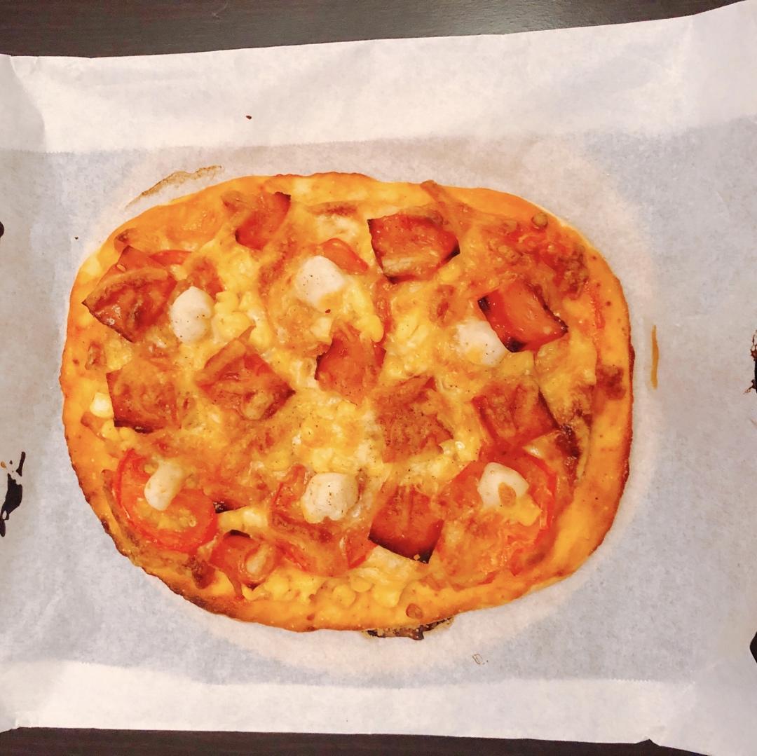 薄饼脆皮火腿pizza