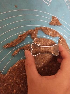 狗猫的小零食，狗粮猫粮(对麻团的❤️)饼干的做法 步骤2