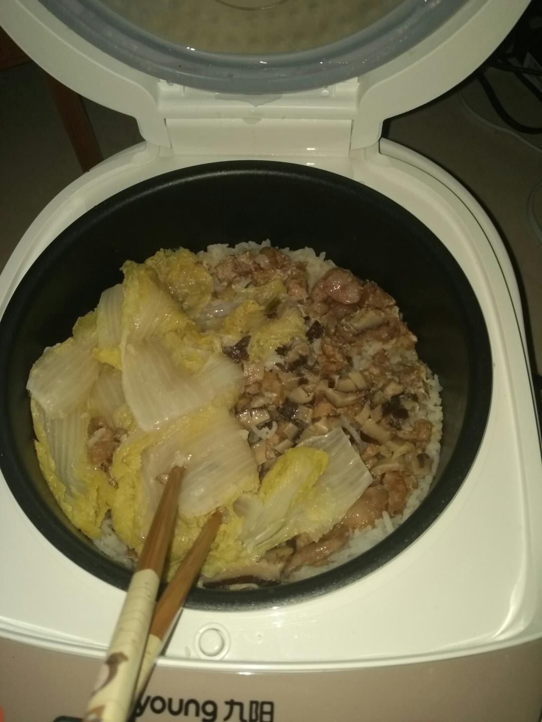 电饭煲腊肠饭的做法