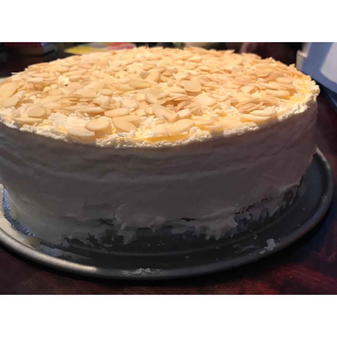 椰子百香果慕斯蛋糕