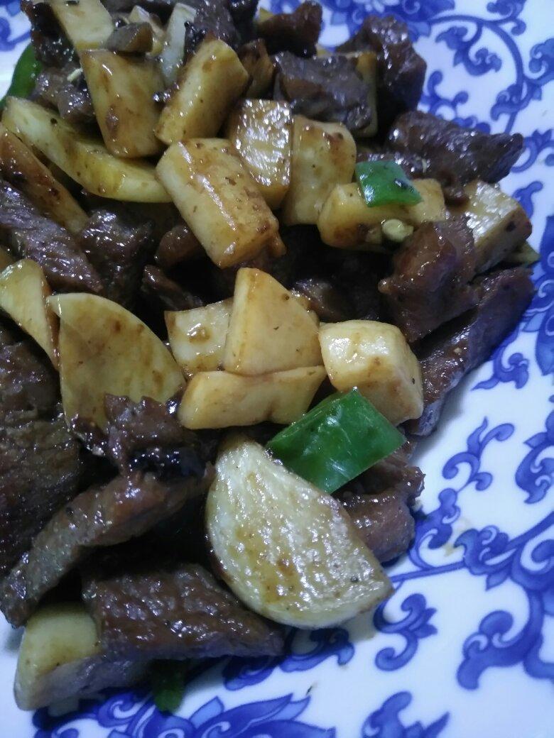 黑椒杏鲍菇牛肉粒