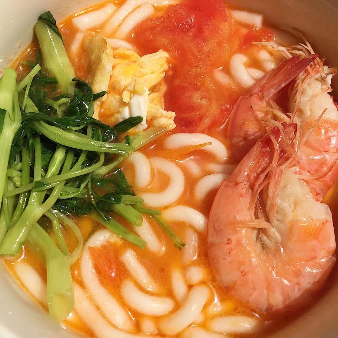 庄略略之不定期更新做的海鲜乌冬面