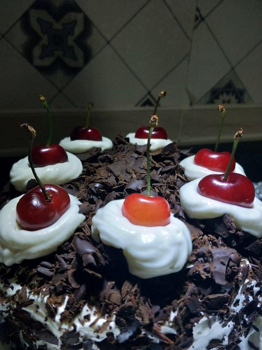 黑森林蛋糕：樱桃酒是她的灵魂