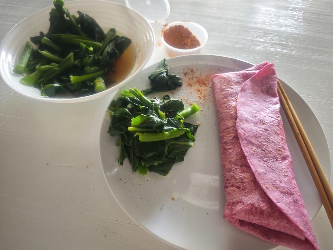 中菜西吃·学做新元素的烤苹果鸭肉卷（低脂|全麦饼）