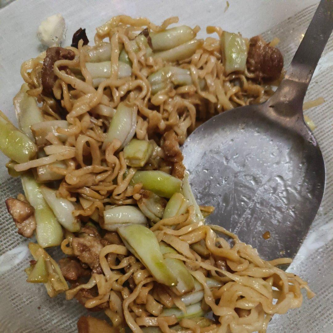 芸豆焖面（附万能的腌肉不老的办法）