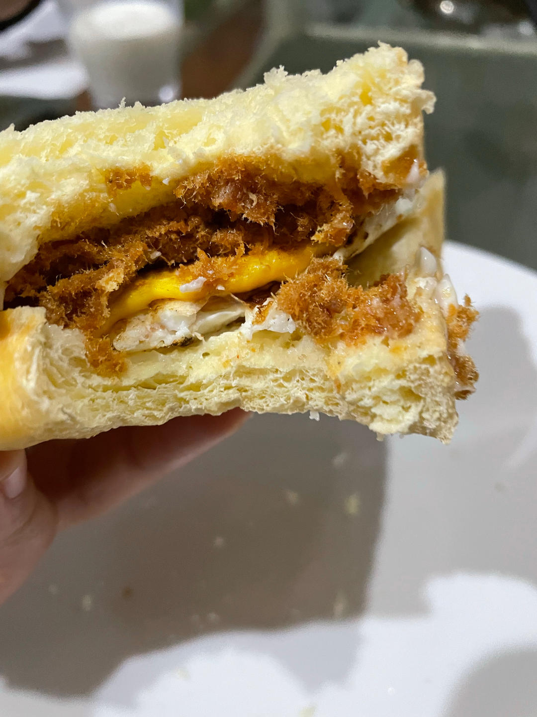 做一次就成功的牛奶吐司面包（手和面揉出手套膜）最后附全麦吐司