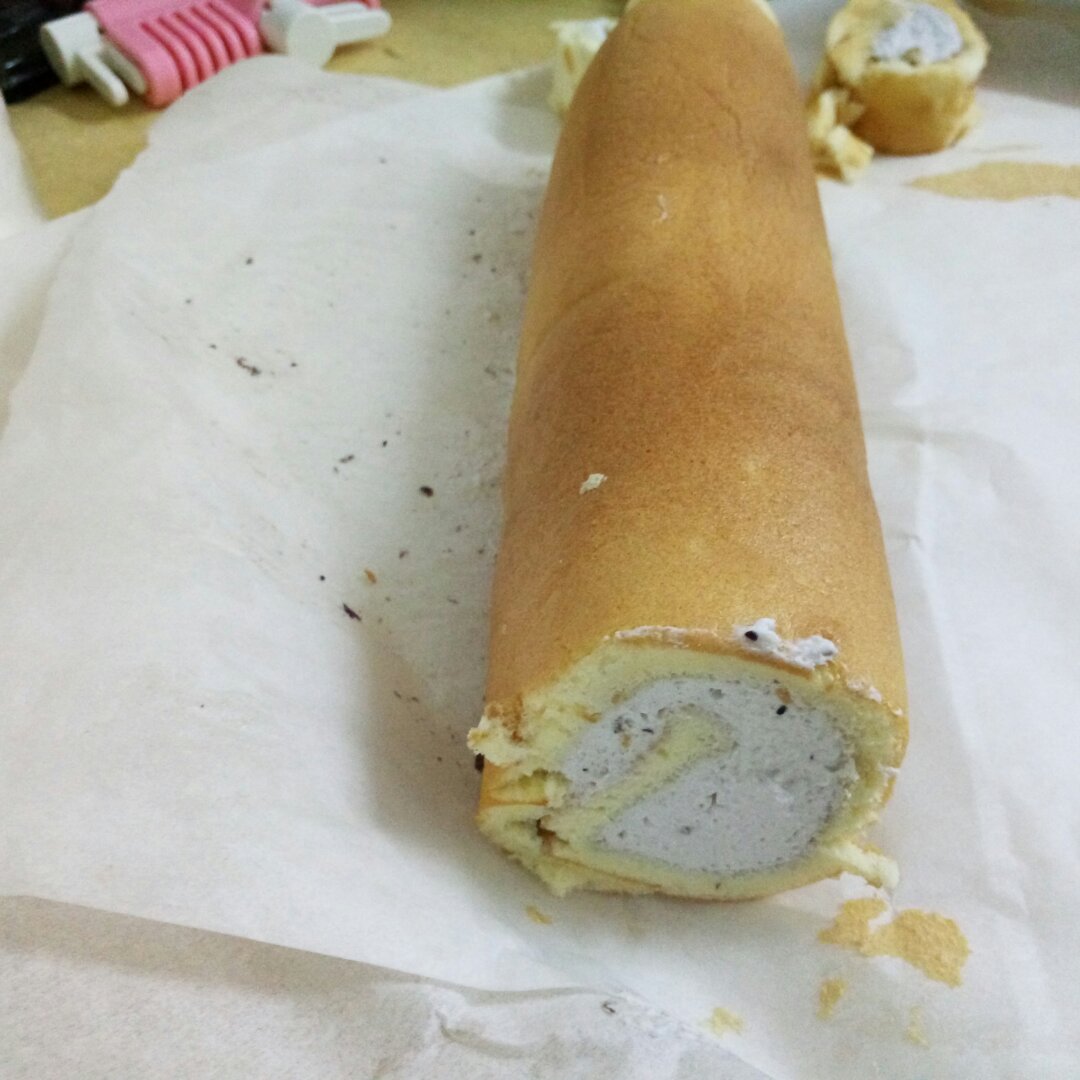 《Tinrry下午茶》教你做基础原味蛋糕卷