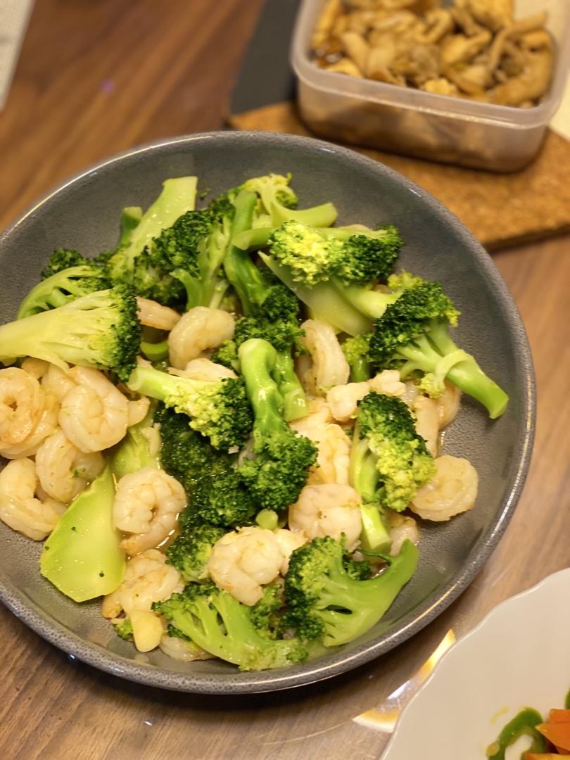 西兰花炒虾仁
