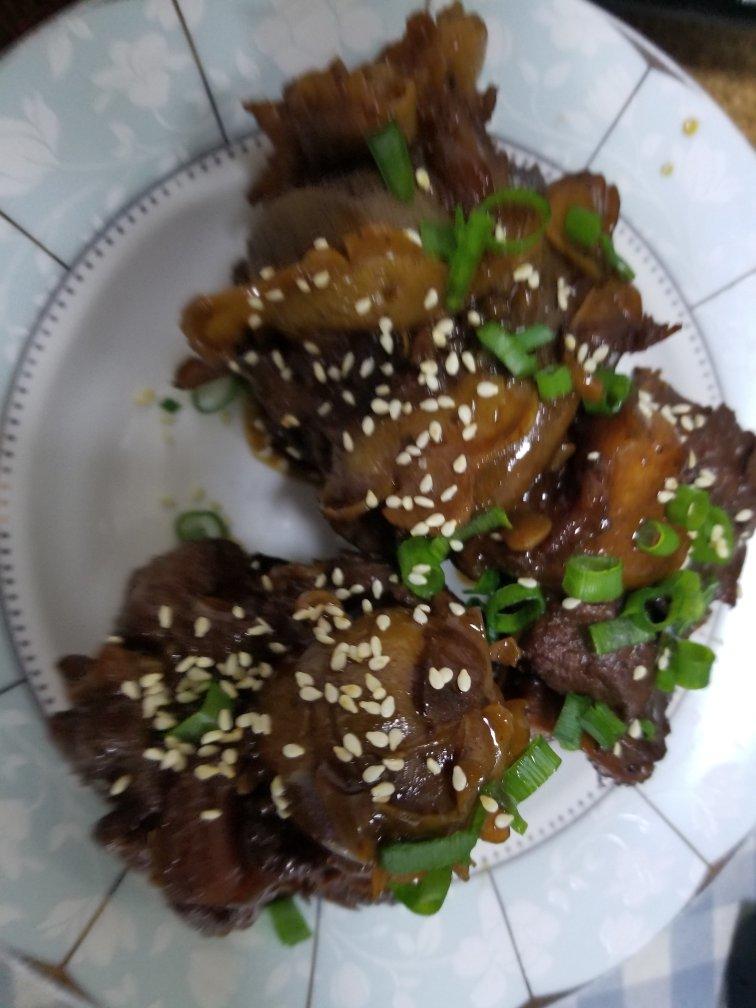 【酱大骨】