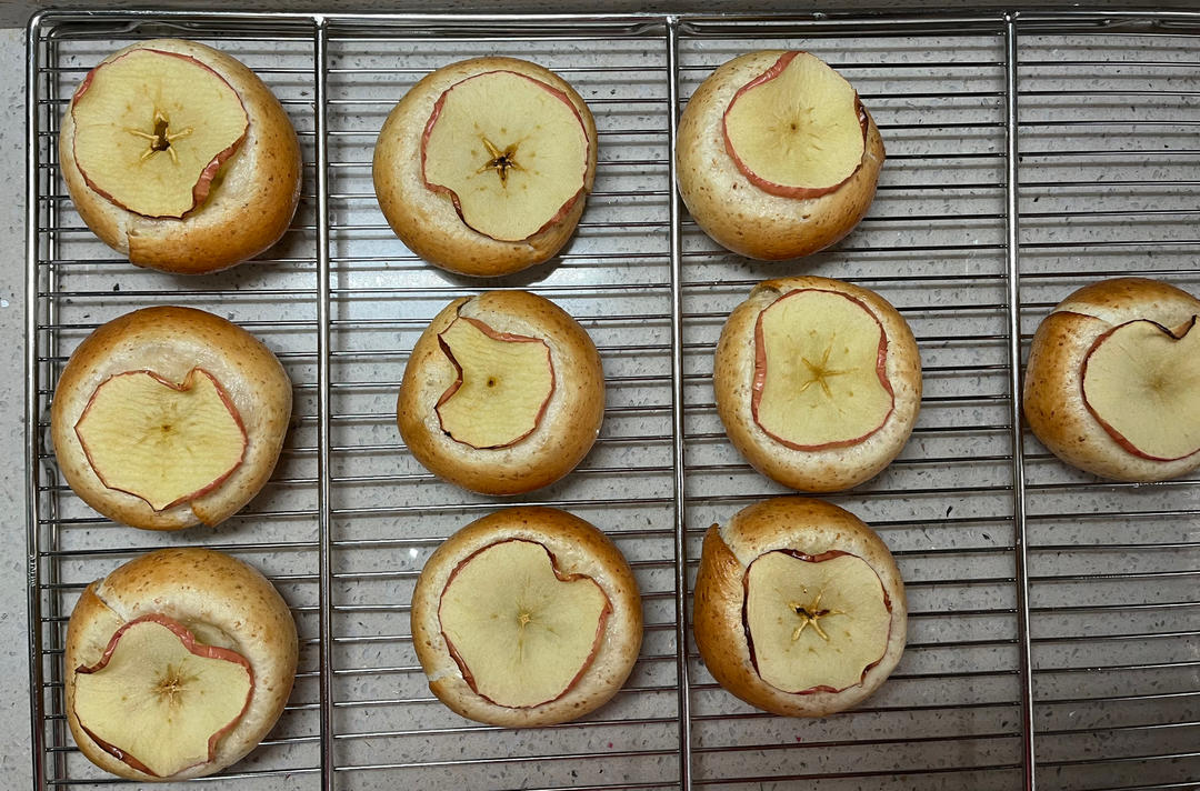 肉桂苹果全麦贝果