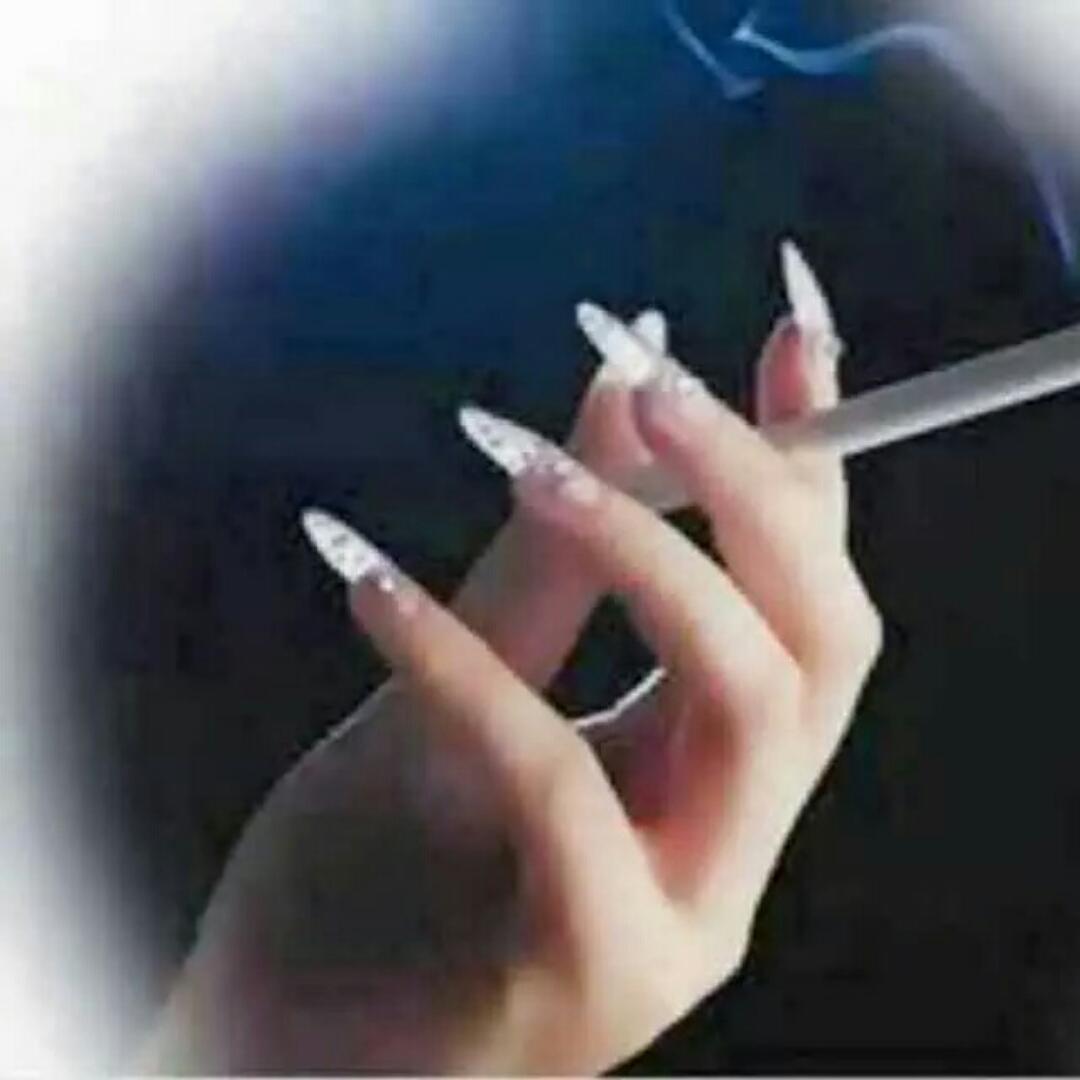 傲慢的泪你看不清