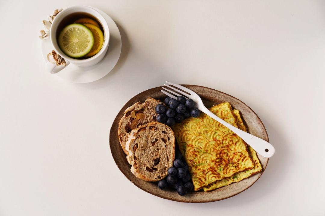 西葫芦虾皮蛋饼-SURE三明治机