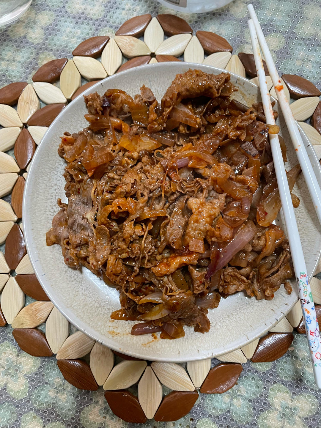 好吃到舔盘的秘制洋葱炒肥牛卷！拌饭巨香