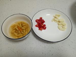 萝卜条泡菜的做法 步骤1