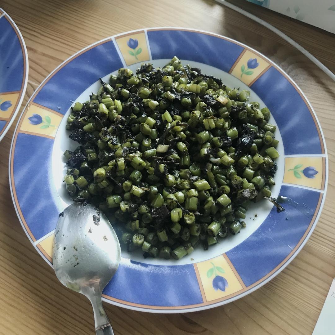 橄榄菜四季豆