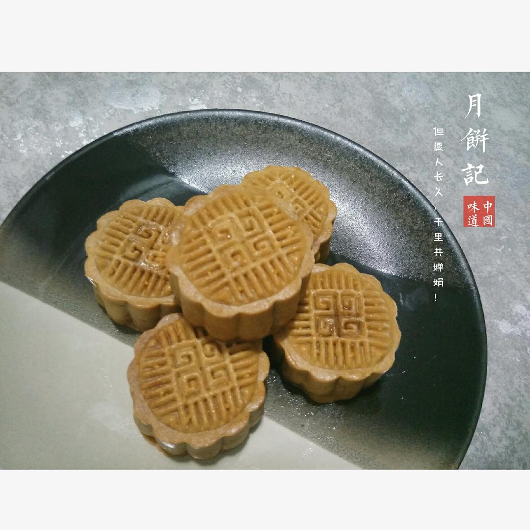 广式月饼—蛋黄莲蓉月饼