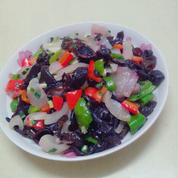 洋葱木耳炒青椒