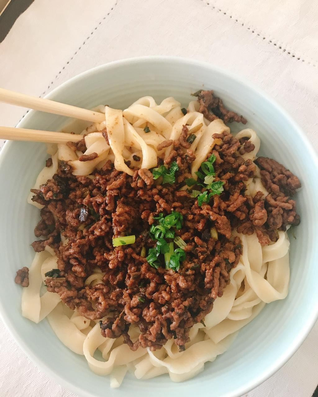 鸡蛋手擀面