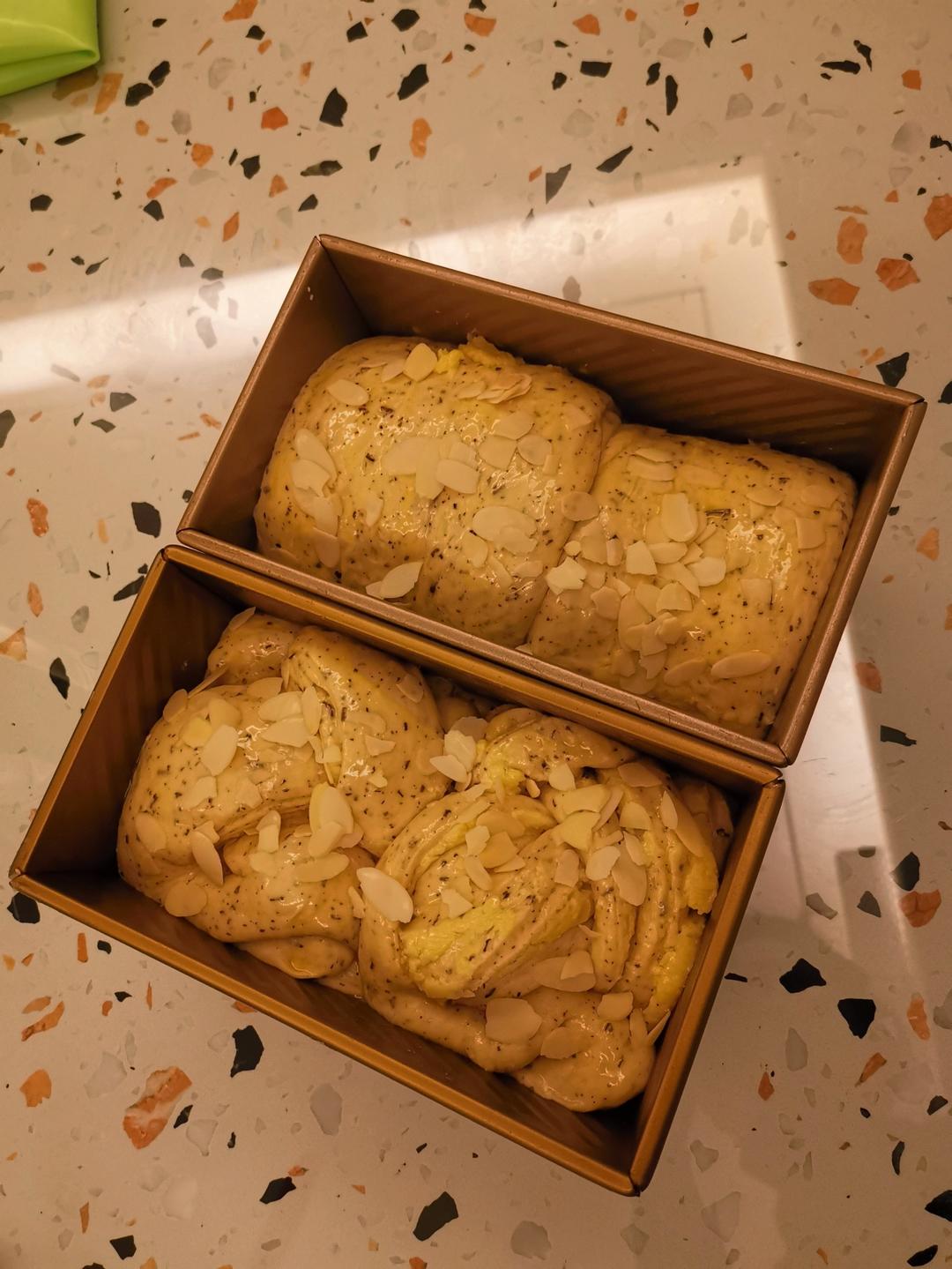 小美红茶奶酥吐司