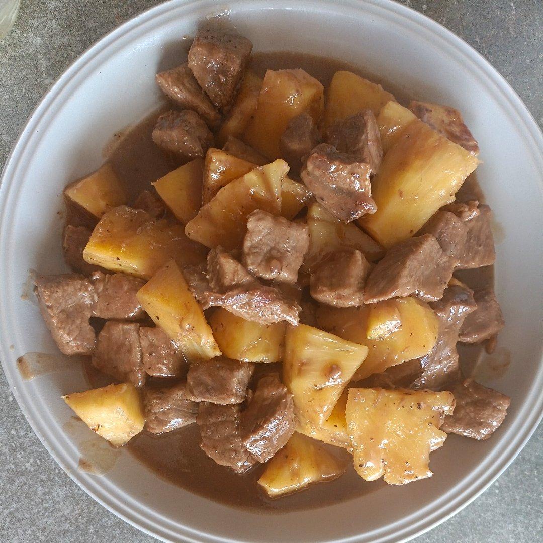 特开胃牛肉炒菠萝
