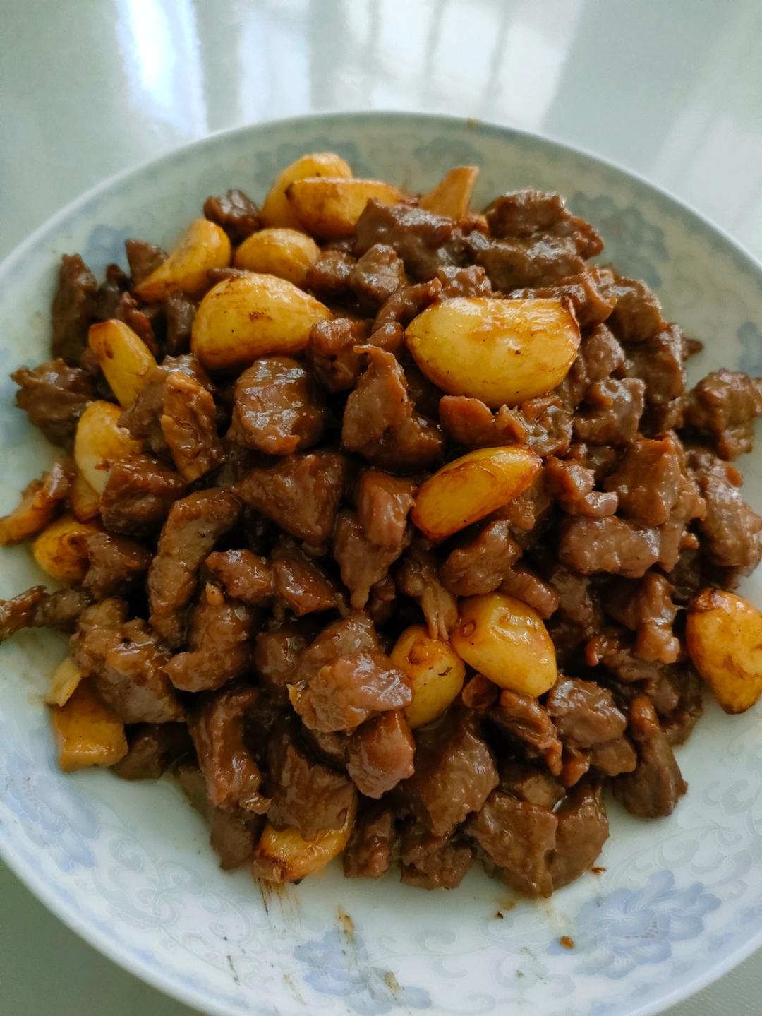 黑蒜子牛肉粒