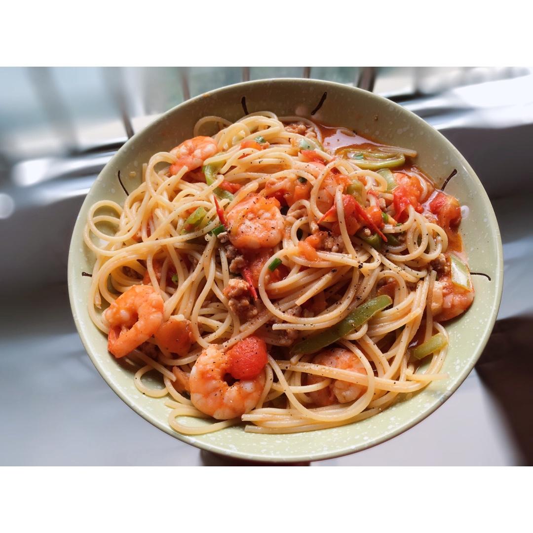 鲜虾番茄意大利面