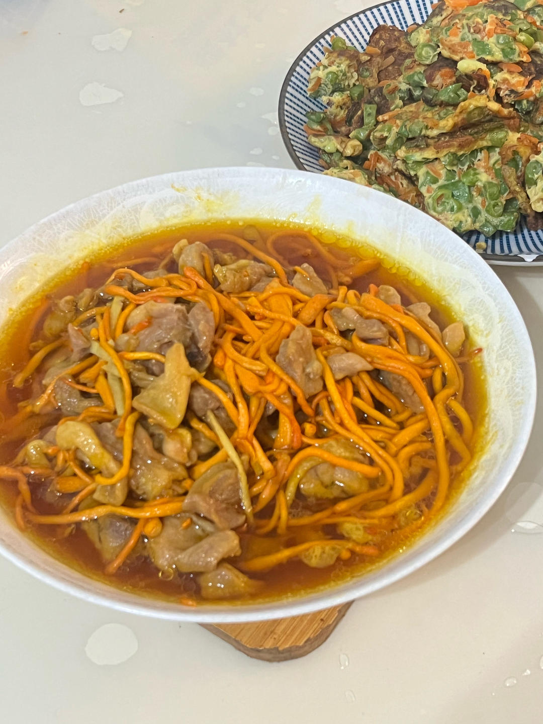 ㊙️富含蛋白质的靓汤‼️虫草干贝鸡汤 ‼️汉美驰慢炖锅