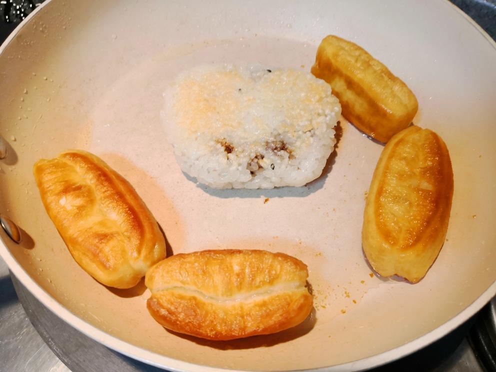 跟着黄磊老师学做糯米糍粑的做法 步骤4