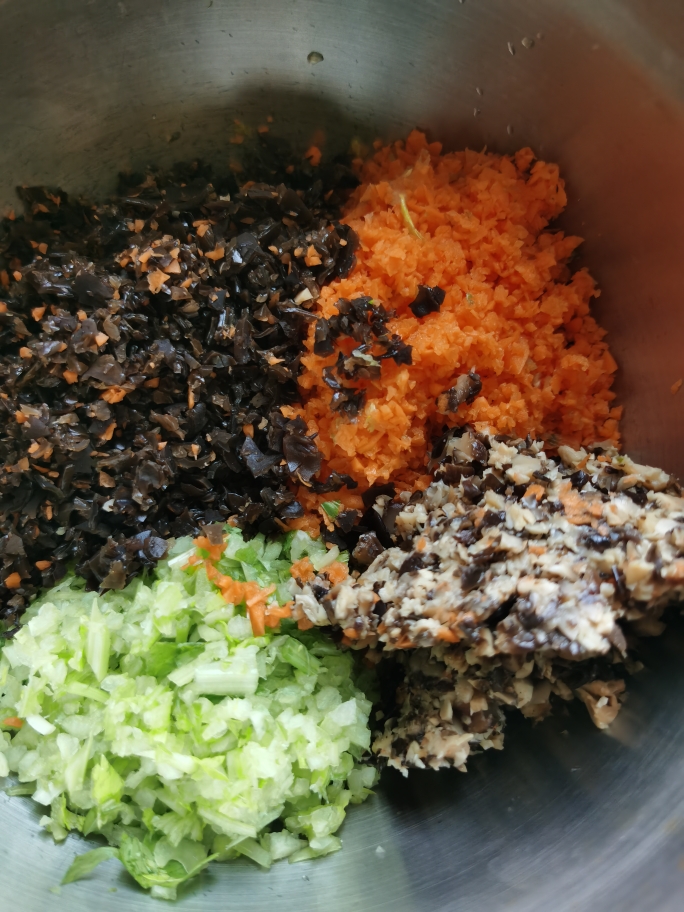 黑全麦低脂饺子——无比美味的做法 步骤2