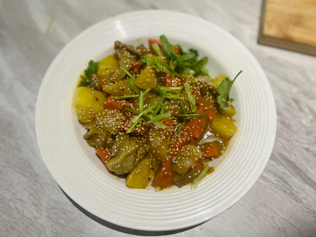 【厨房小白友好】土豆咖喱牛肉（可以配意面）