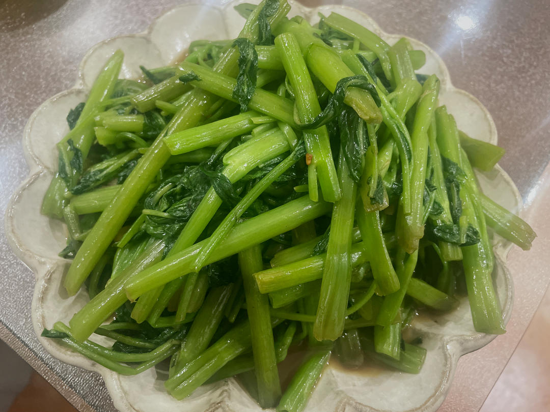 炝炒空心菜（不黑的秘密）