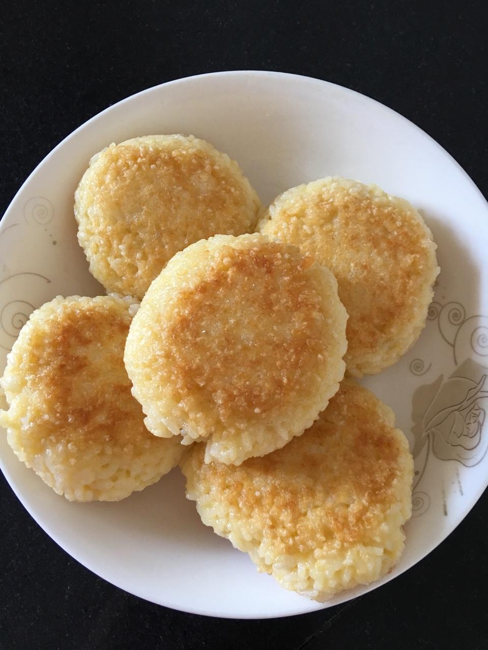 28勿耐28做的鸡蛋米饭饼