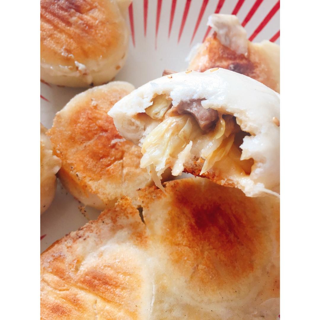 水煎包（韭菜）Fried Dumplings