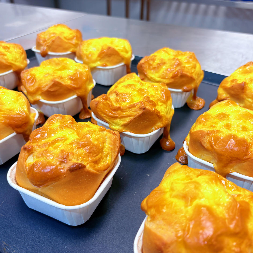 超可爱！好吃又简单的迷你岩烧乳酪面包~