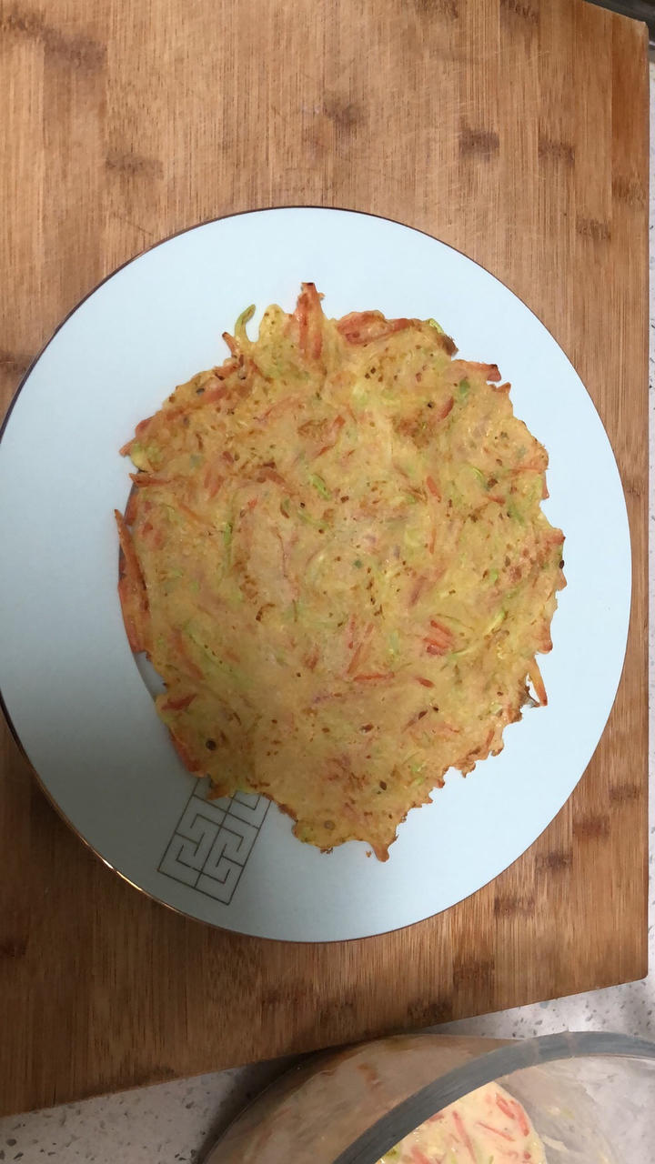 其貌不扬荞麦面西葫芦煎饼
