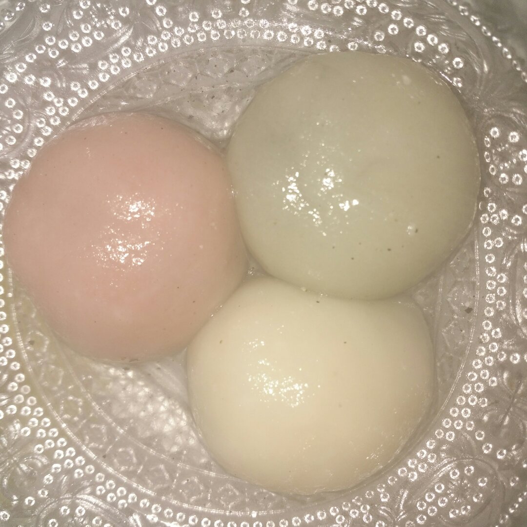 【粉彩色汤圆】天然色素四色汤团贺元宵