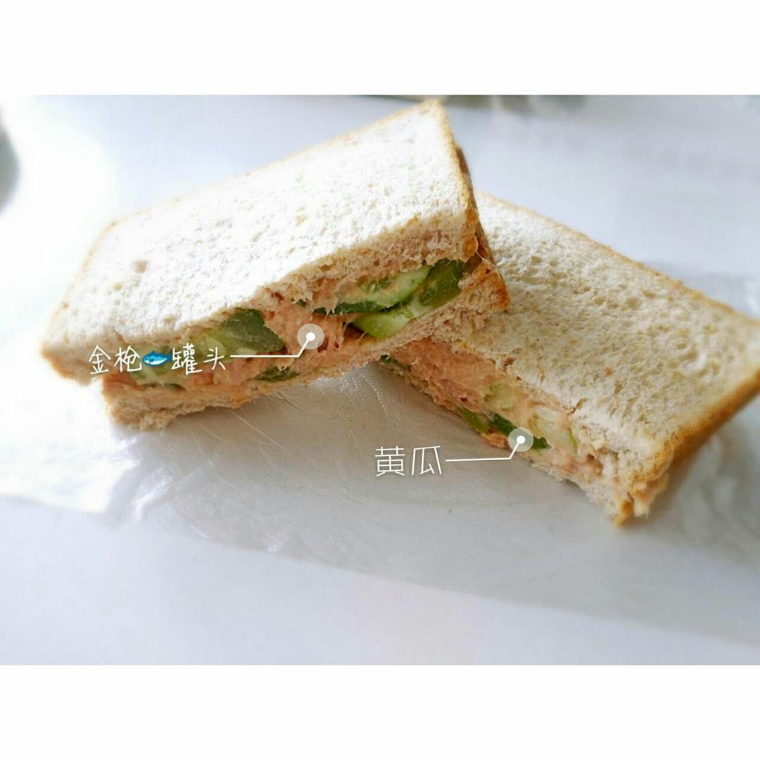 黑椒鸡排三明治