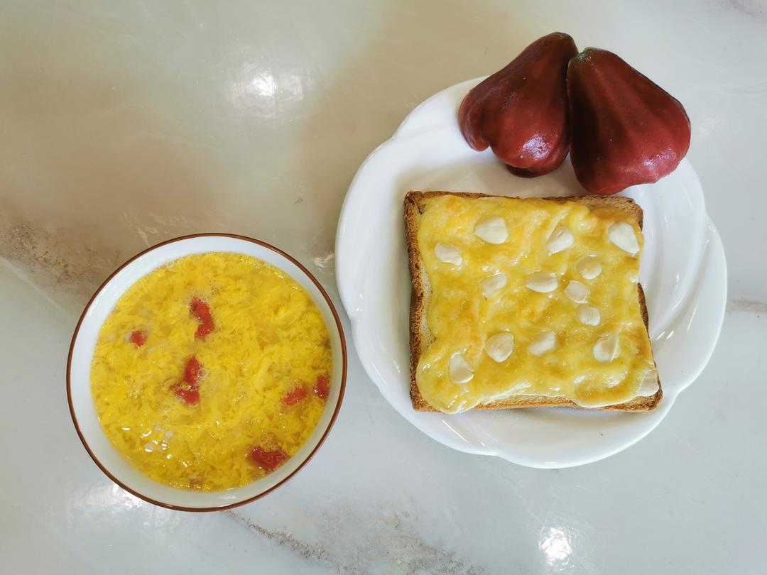 超浓岩烧芝士吐司，快手早餐，一定要做一次，真是太好吃了