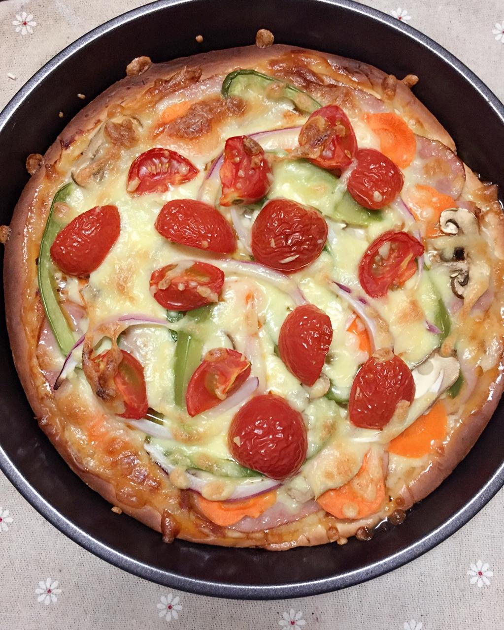 8寸纯手工什锦披萨