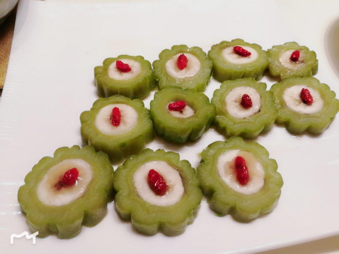 清爽凉菜——苦瓜酿香蕉